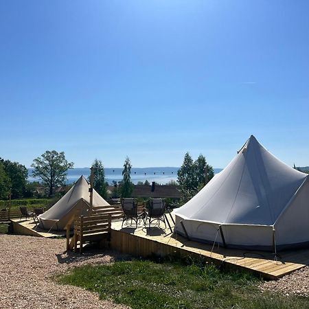 Vaettervy Glamping Hotel Habo Kültér fotó
