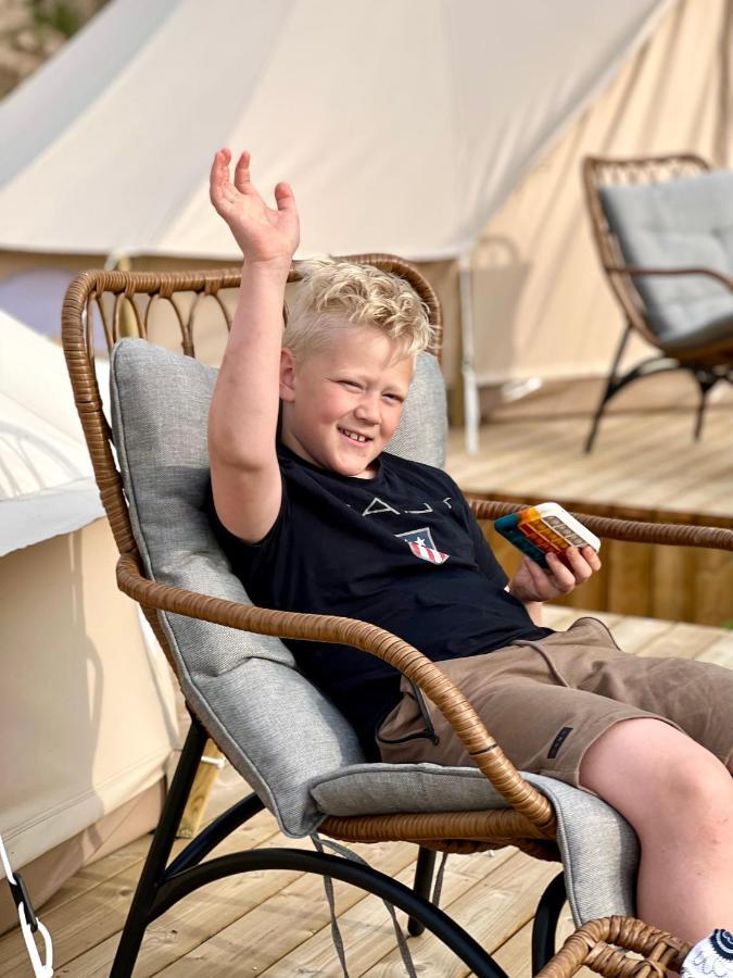 Vaettervy Glamping Hotel Habo Kültér fotó