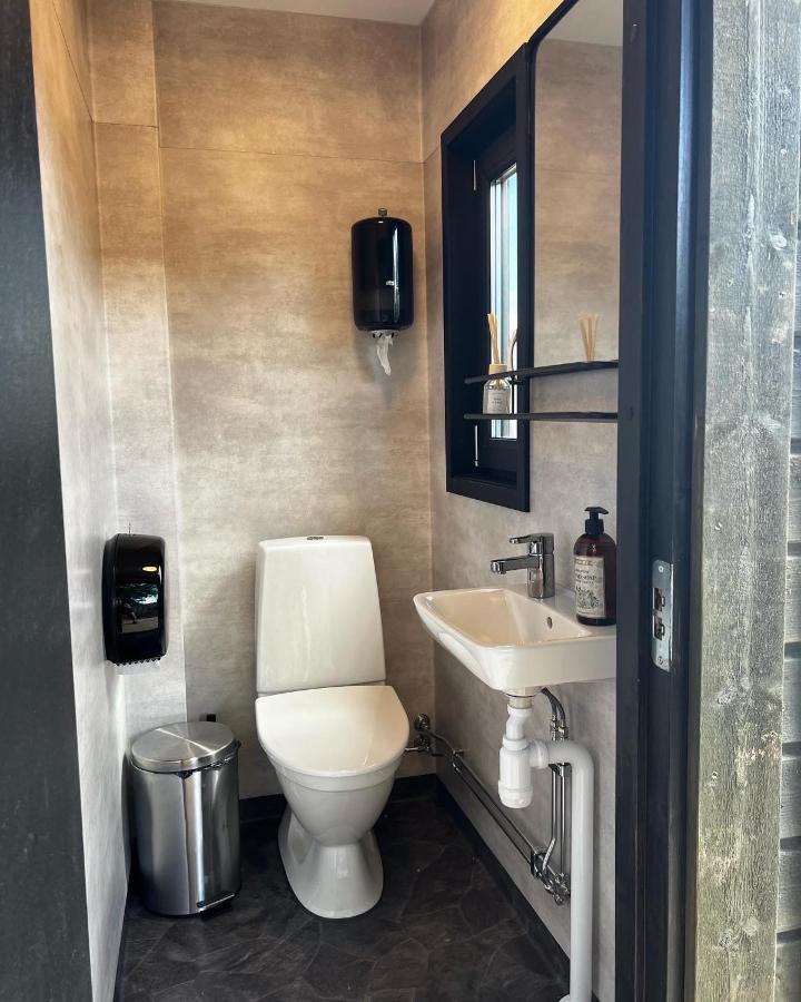 Vaettervy Glamping Hotel Habo Kültér fotó