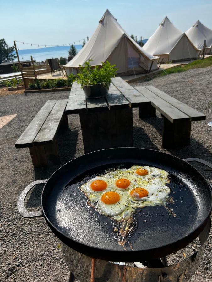 Vaettervy Glamping Hotel Habo Kültér fotó
