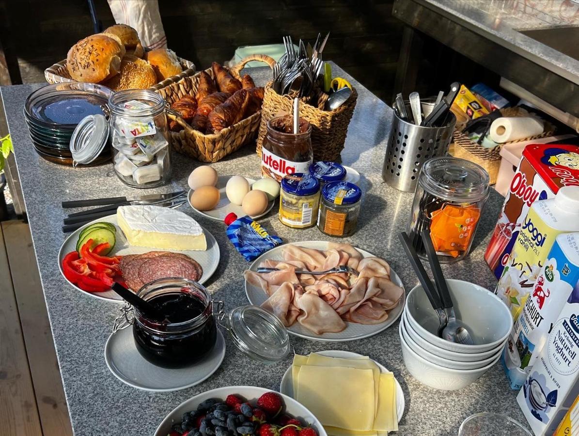 Vaettervy Glamping Hotel Habo Kültér fotó