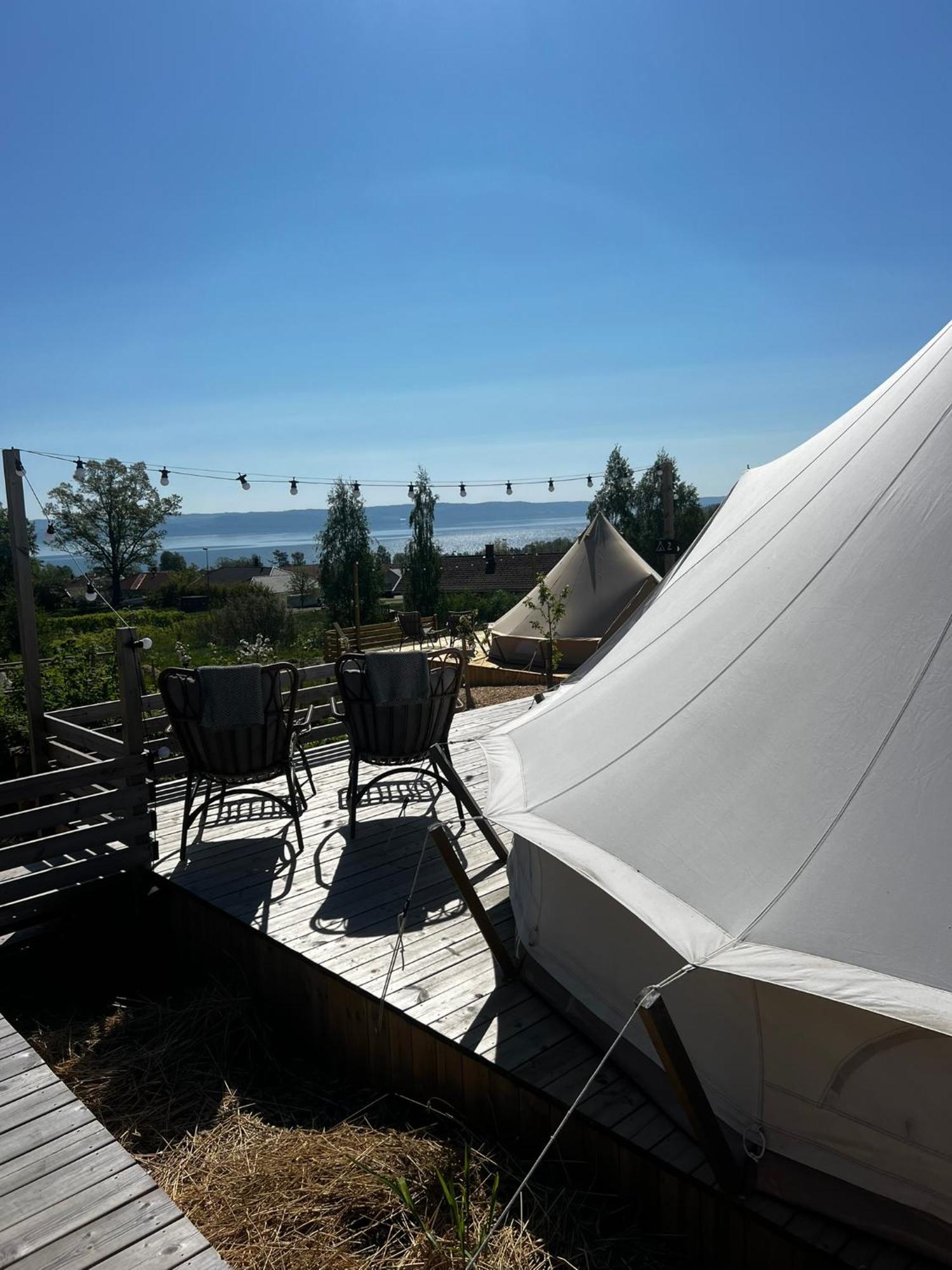 Vaettervy Glamping Hotel Habo Kültér fotó
